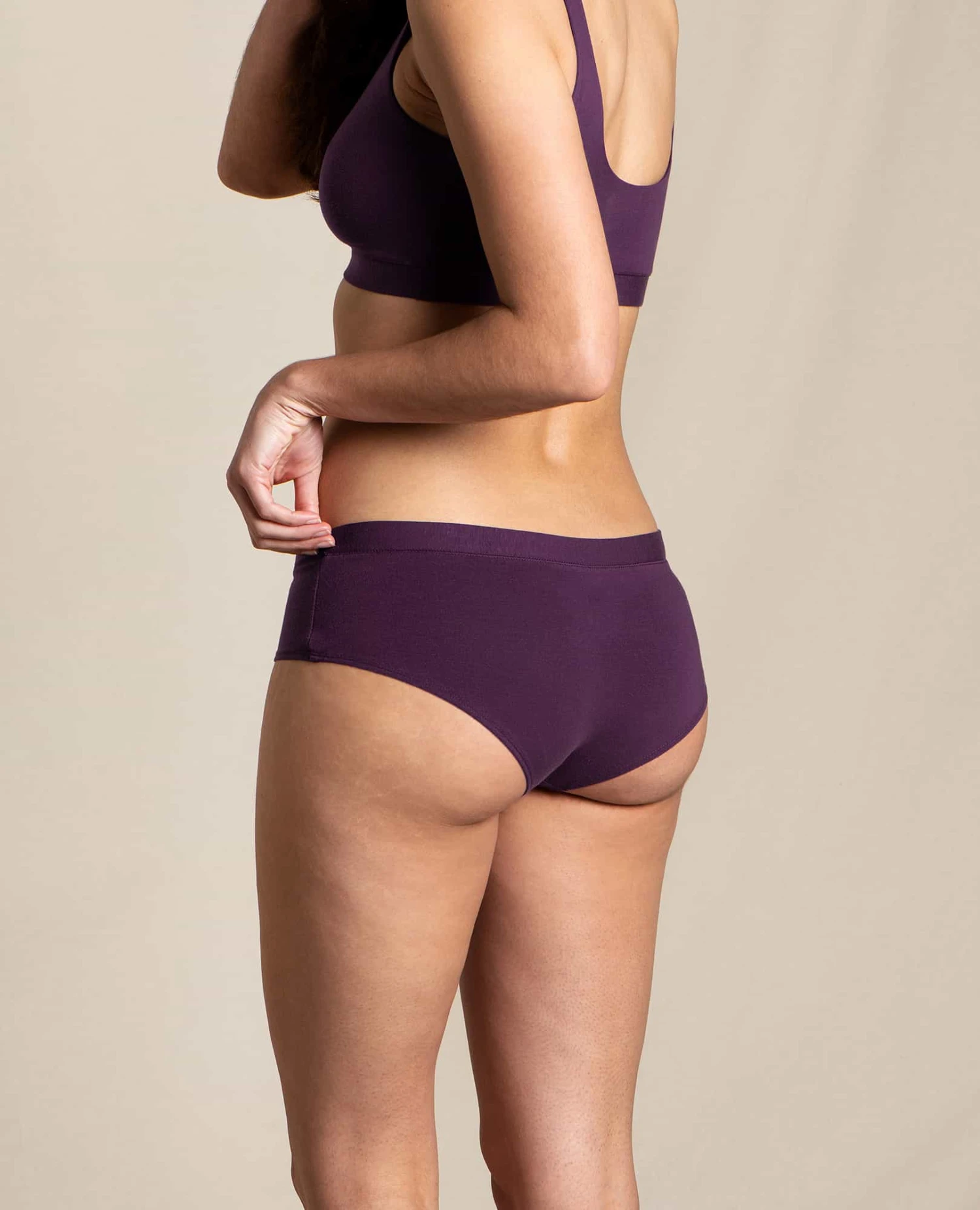 Hipster 2 Hipster - Image 2